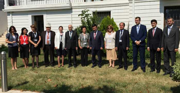 Türk Keneşi Eğitim Bakanlıkları Kıdemli Memurlar Dördüncü Toplantısı 9-10 Temmuz 2015 tarihlerinde Türk Keneşi Sekretaryası evsahipliğinde İstanbul’da gerçekleştirilmiştir.