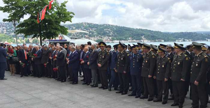 Türk Keneşi Genel Sekreter Yardımcısı Dr. Ömer Kocaman başkanlığındaki heyet Azerbaycan Cumhuriyeti Ulu Önderi Haydar Aliyev’in 93. doğum yılı anma törenine katılmıştır.