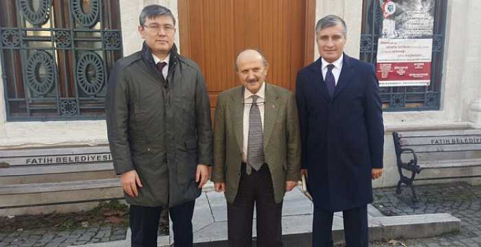 Türk Keneşi Genel Sekreter Yardımcıları Türk Ocakları İstanbul Şubesi Başkanı Dr. Cezmi Bayram’ı ziyaret etmişlerdir.