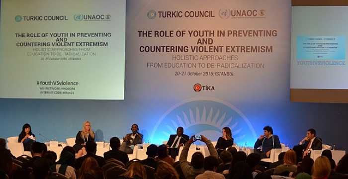 Panel III: Eğitim yoluyla şiddete varan aşırılığın önlenmesi: BM Medeniyetler İttifakı’nın (UNAOC) Gençlik Projeleri yoluyla konuya yaklaşımı (UNAOC tarafından düzenlenen oturum)