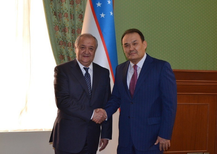 The Secretary General met with the Foreign Minister of the Republic of Uzbekistan