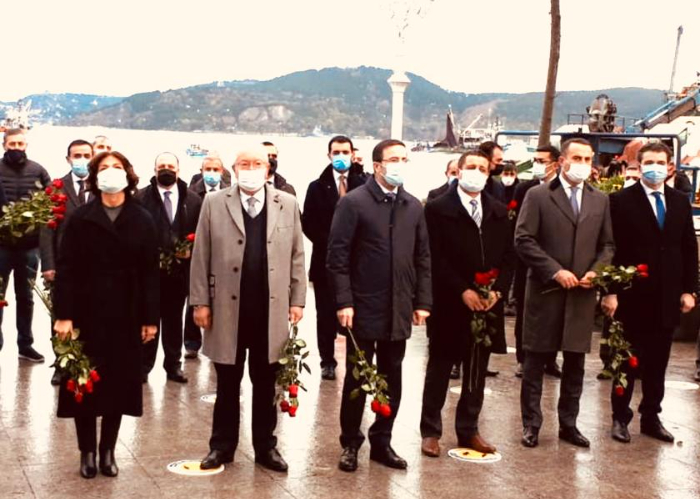 Turkic Council delegation attended the commemoration ceremony of the National Leader of Azerbaijan, Heydar Aliyev.